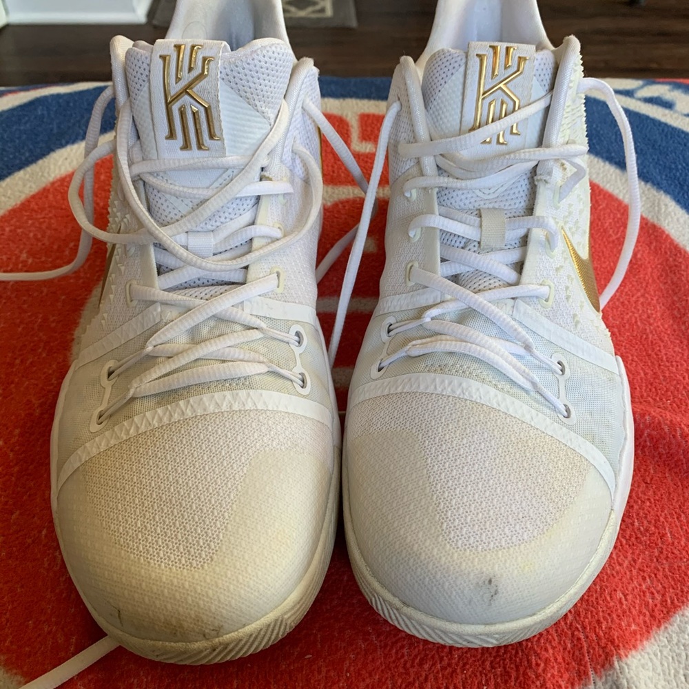 Nike Kyrie’s!!
